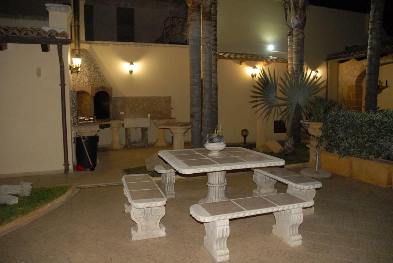 Suite Margarita Mazara del Vallo Exterior photo